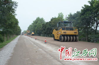 南昌g353公路路面改建工程完成水穩(wěn)試驗段施工 圖